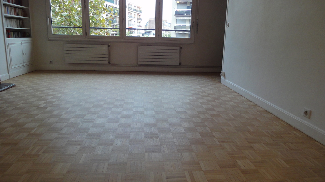 08_parquet_mosaique_poncee_verni_ton_clair_Paris_75015.jpg